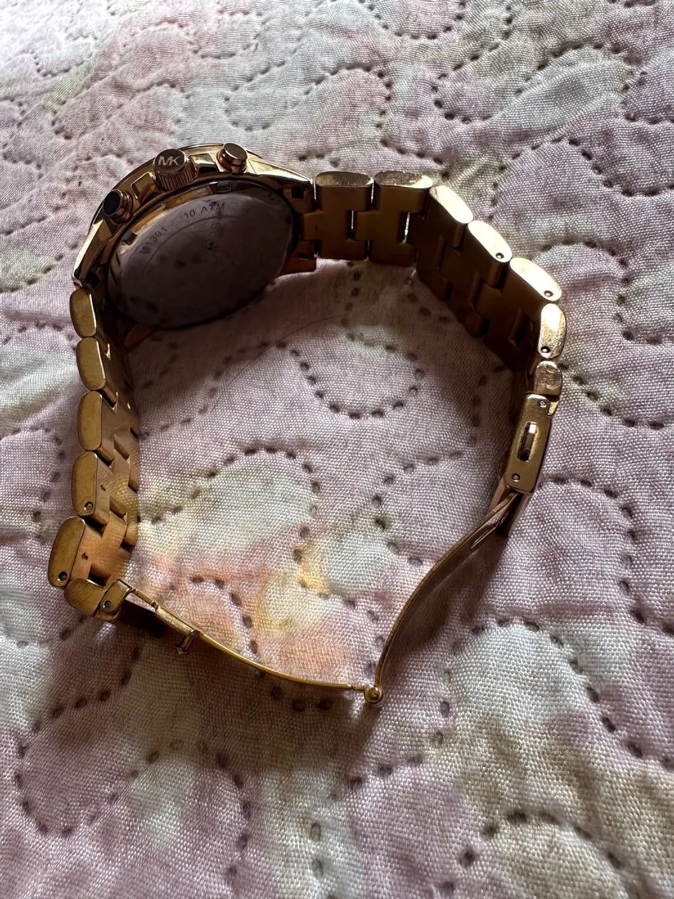 Relógio Michael Kors Dourado - Foto 2