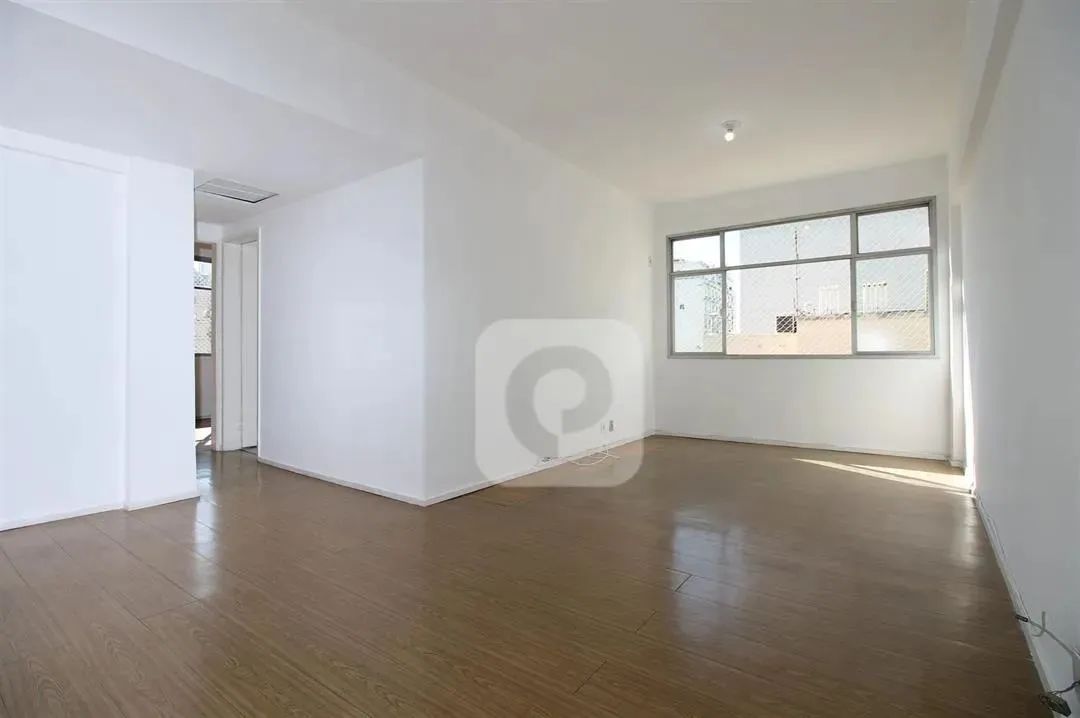 Apartamento de 80m² com 2 Quartos e 1 Vaga de Garagem - Botafogo - RJ