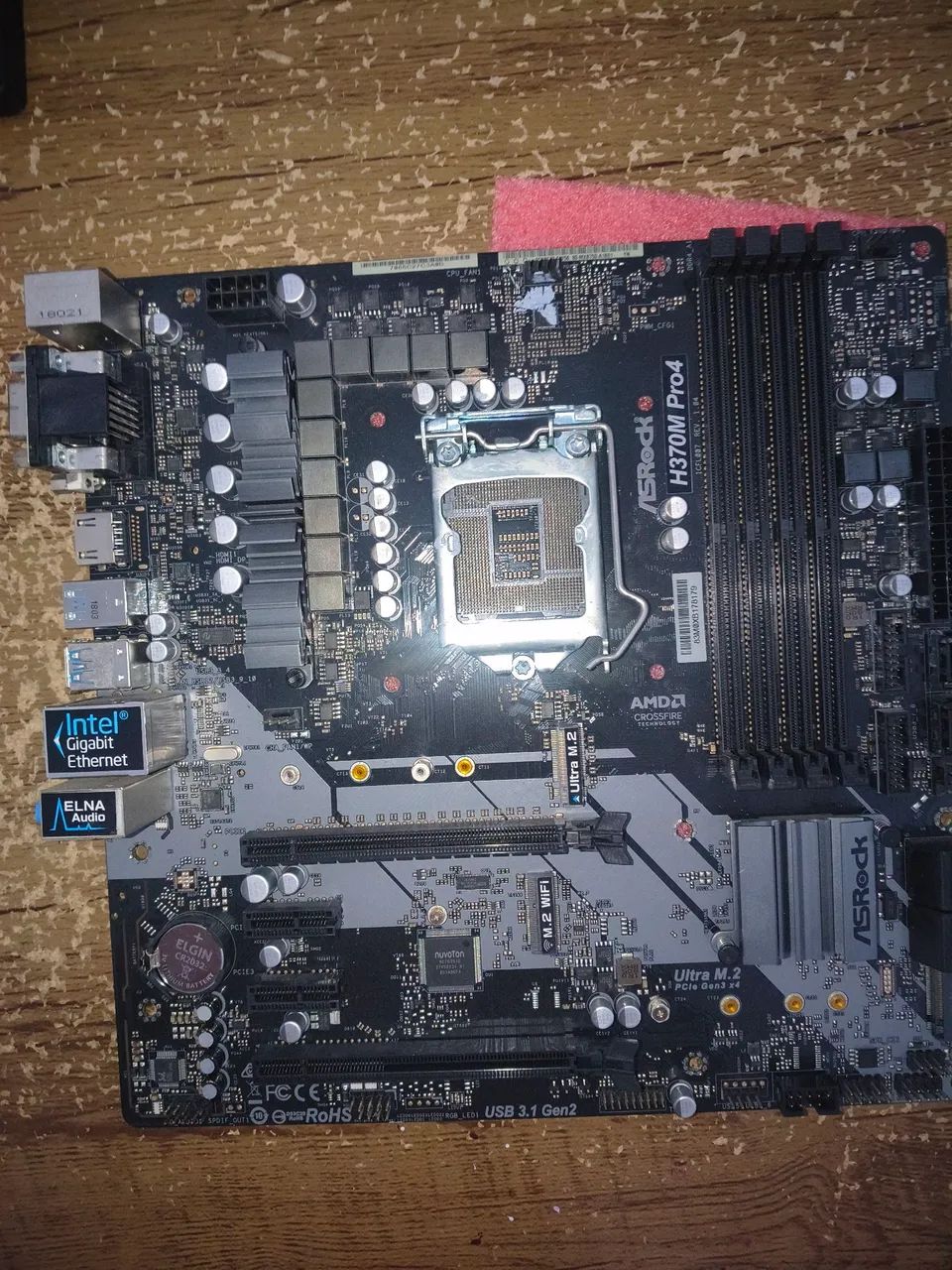 Placa mãe h370m Pro4, com avarias!, i5 8600  - Foto 4