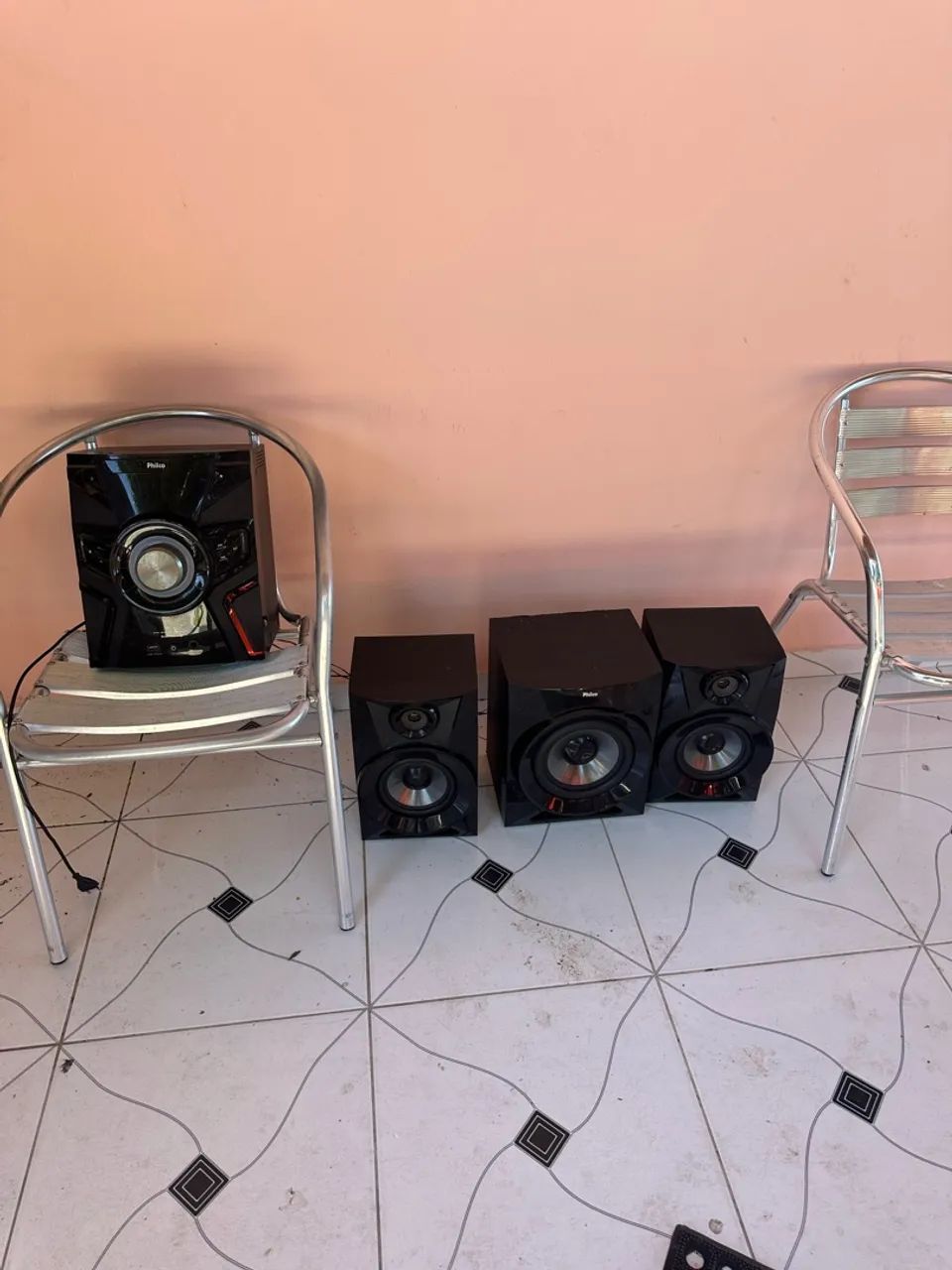 Caixa de som com sub