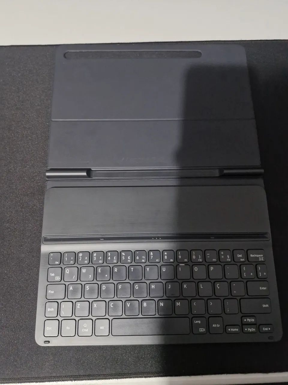 Samsung Galaxy Tab S8- Grafite com Capa Teclado original Samsung - Foto 5