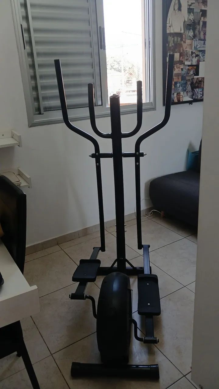 Eliptico...Aparelho de ginástica 