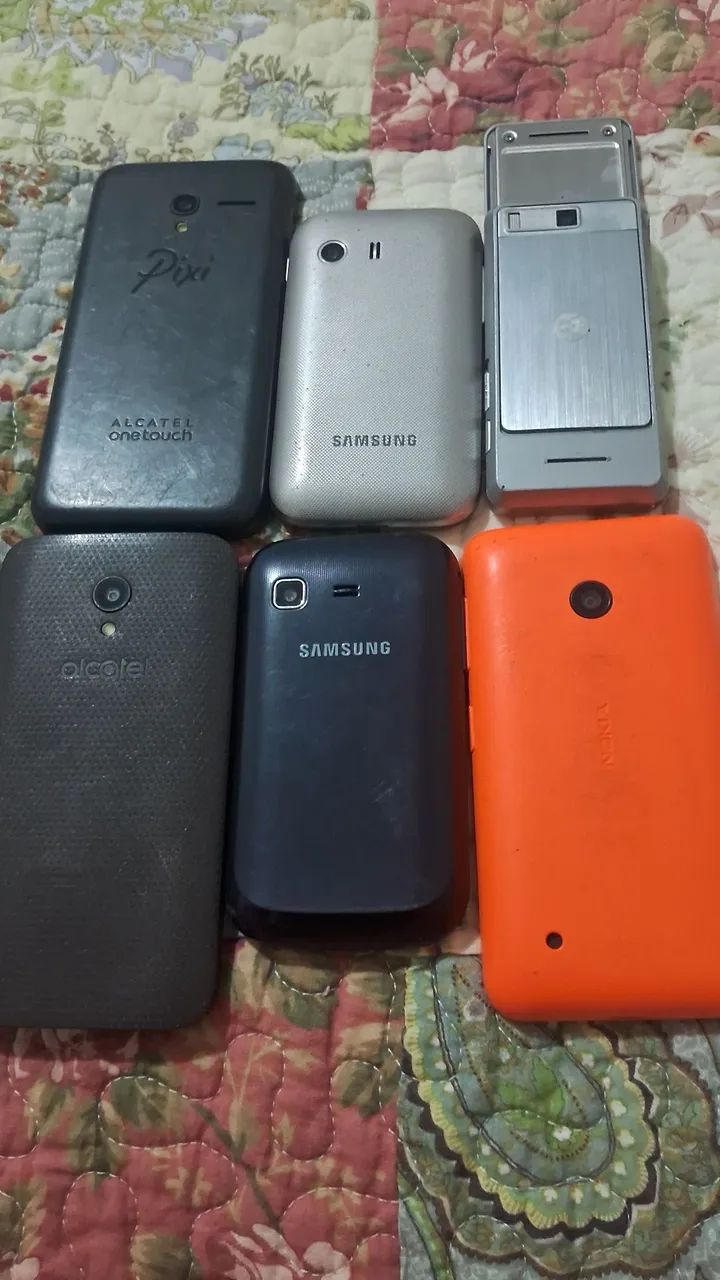 Celulares velhos e tablet - Foto 2