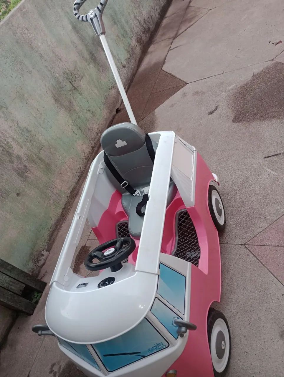 Carrinho de passeio e pedal kombi