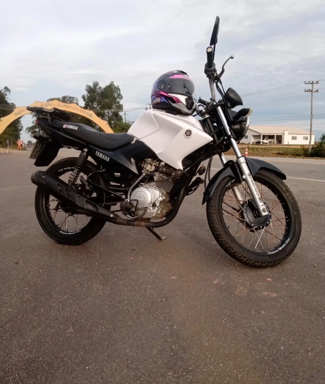 Vendo moto  Factor  ano 2015
