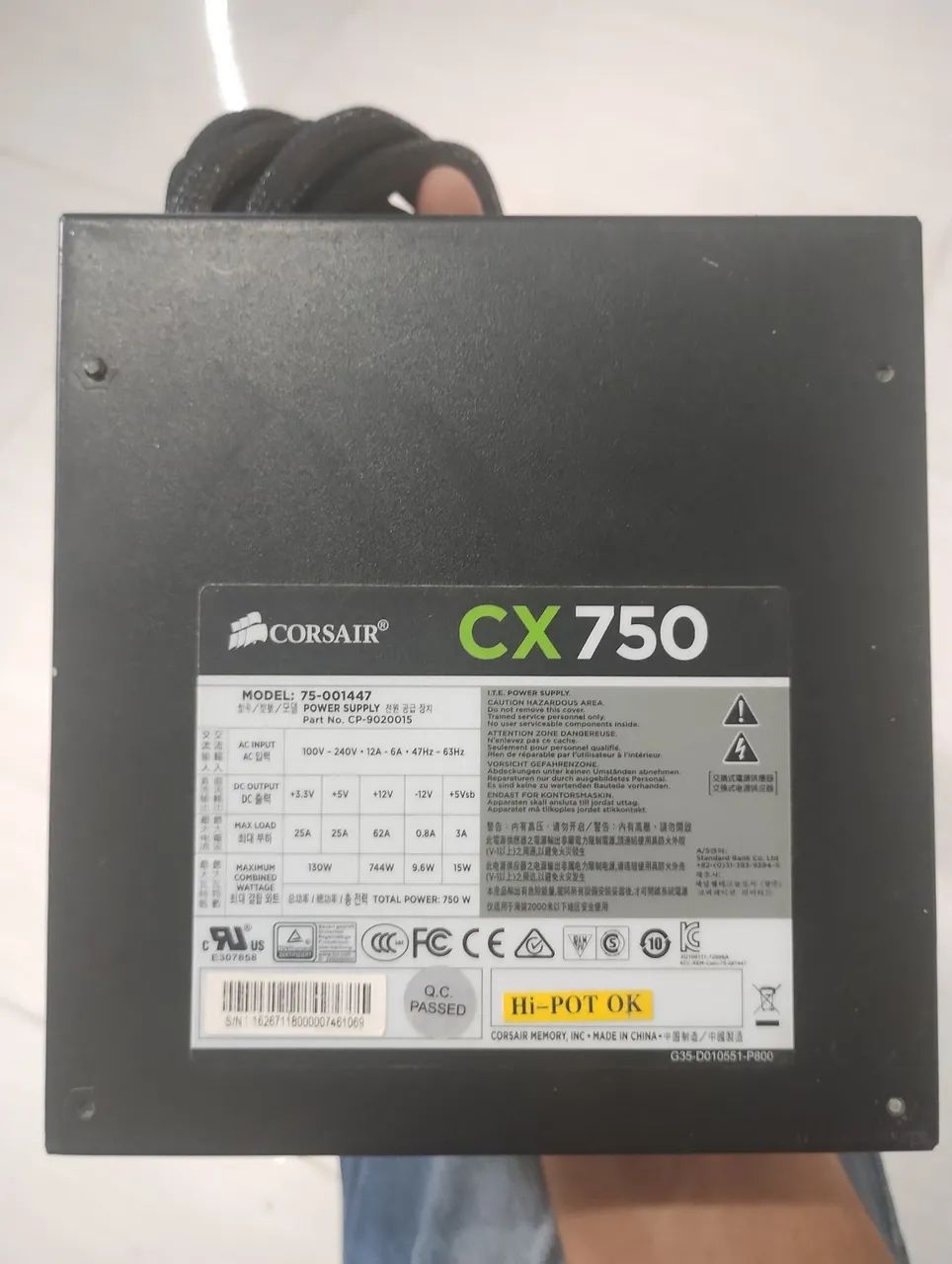 Fonte ATX 750W  com defeito leia a descrição