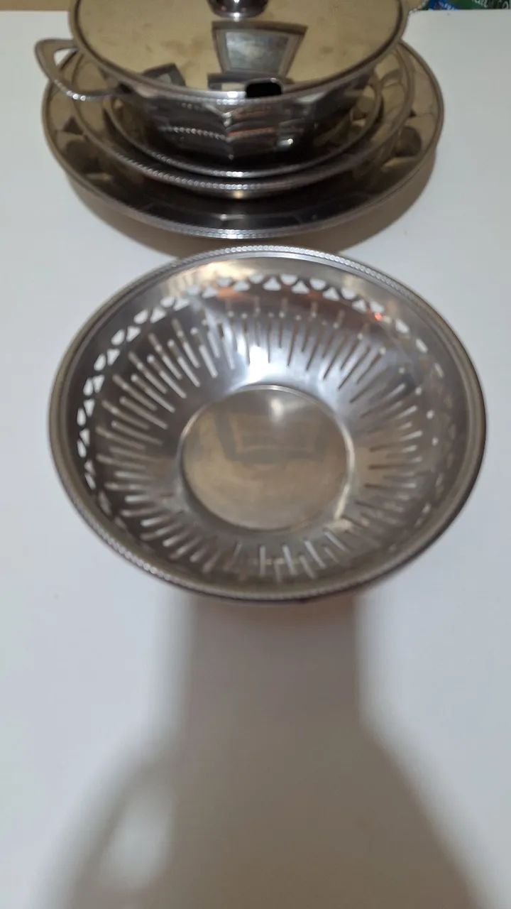 Cesta/Fruteira de Mesa em Inox Vazado - Foto 2