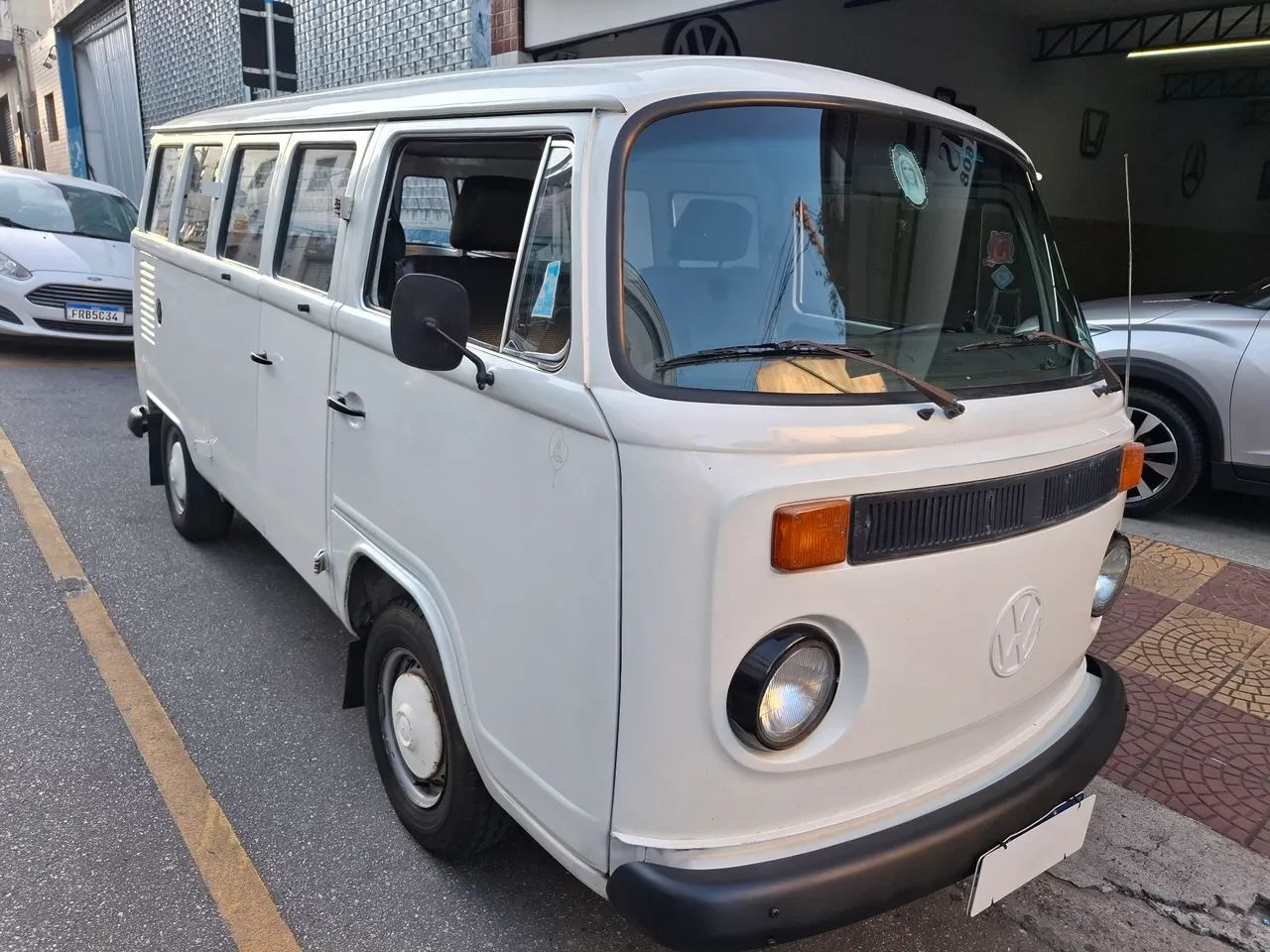Volkswagen Kombi Standard/ Luxo/ Serie Prata 1994