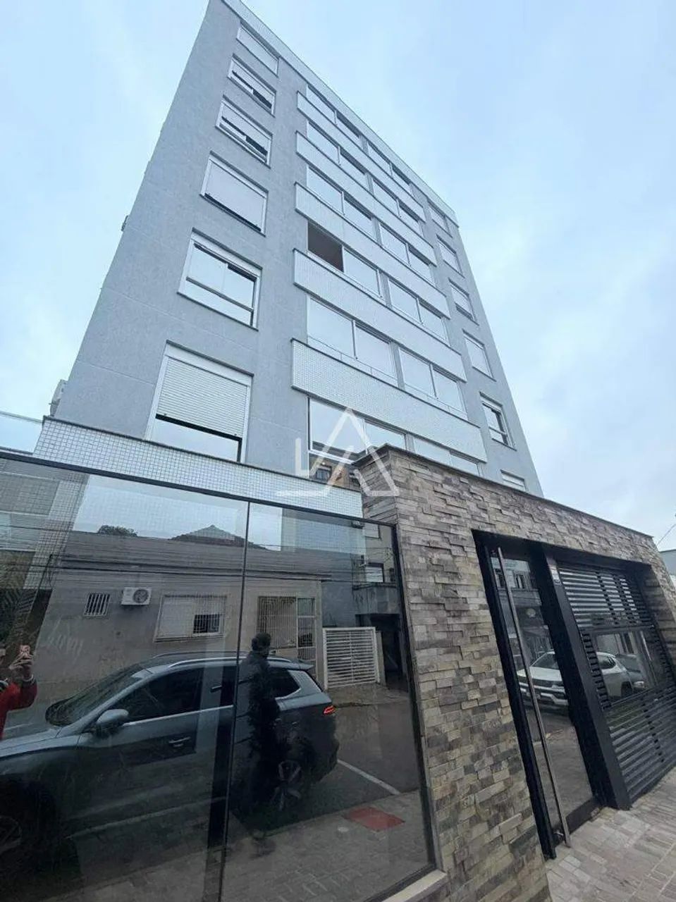EDIFICIO TURIN - DOIS DORMITORIOS BOQUEIRÃO