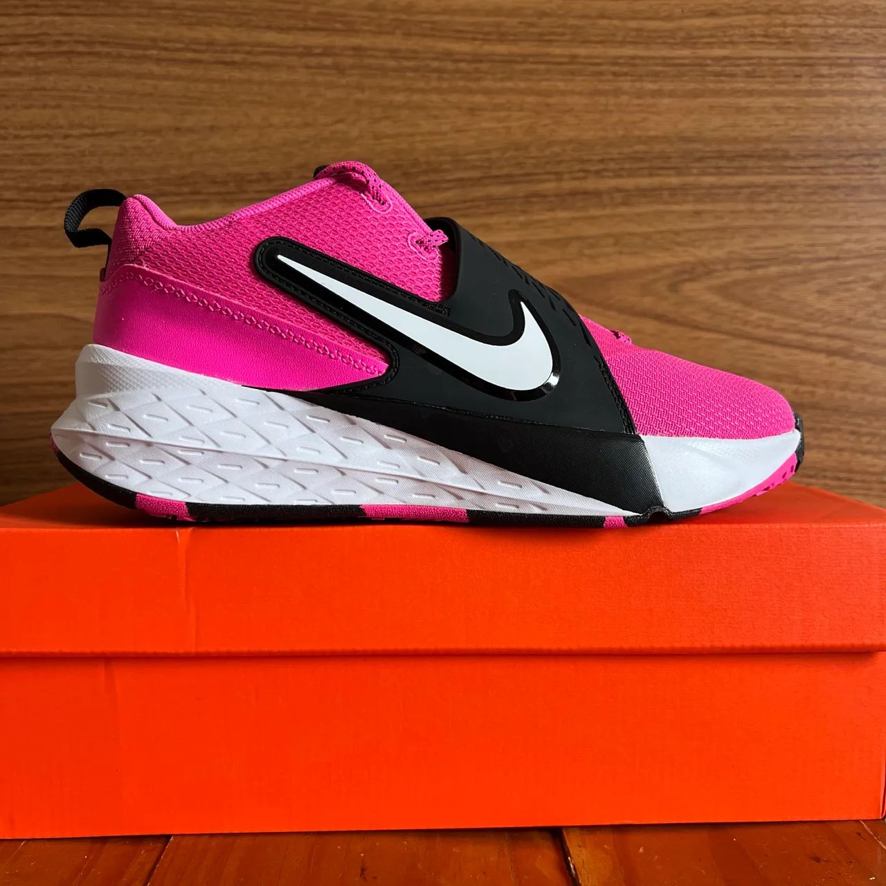 Tênis de vôlei/basquete Nike tema Hustle D12 - Foto 2