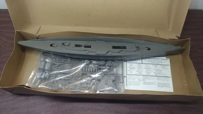Kit Plastimodelismo Tirpitz German Battleship 1/350 Lindberg - Foto 2