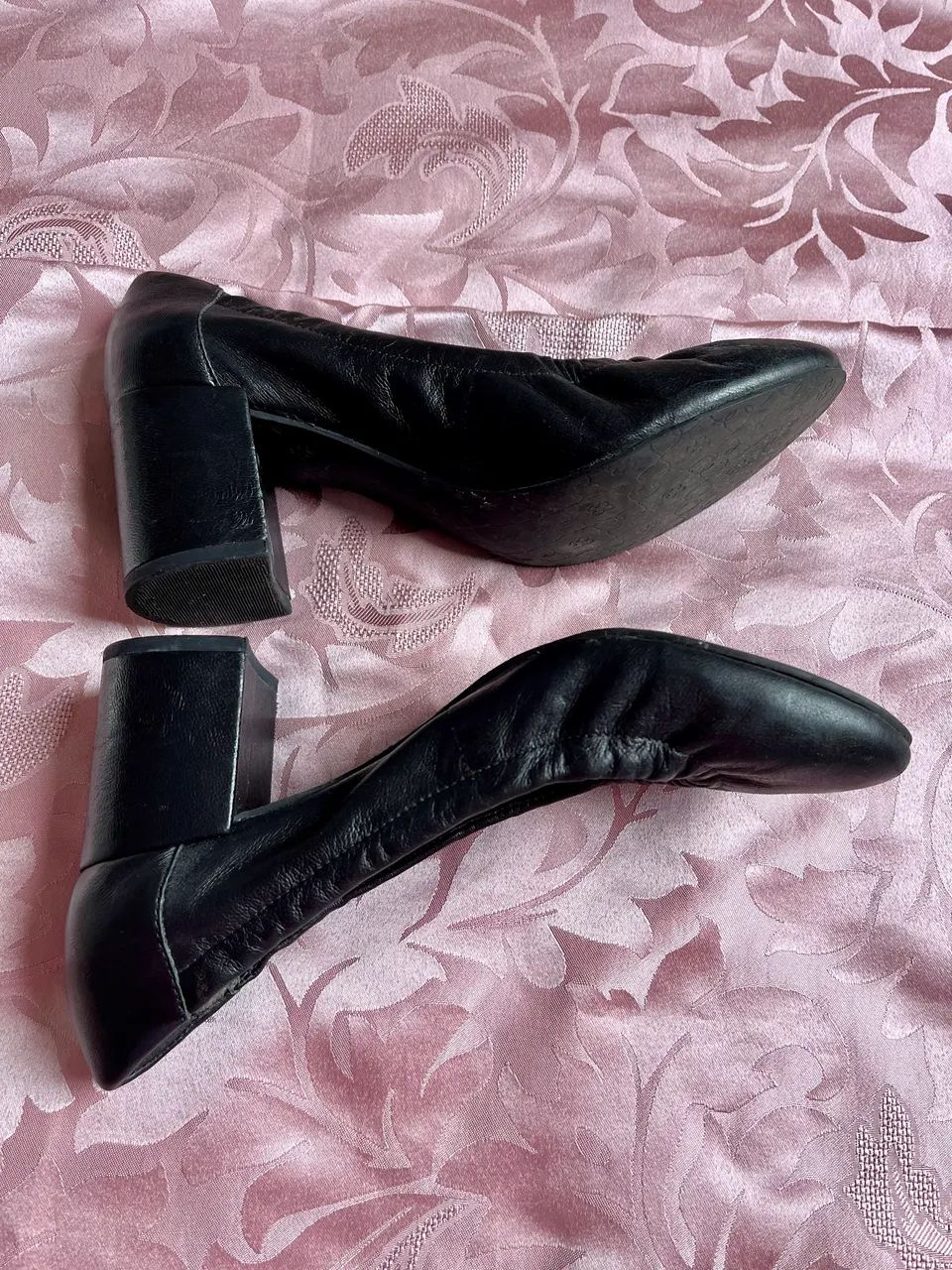 Sapato estilo boneca -  Comfortflex Preto em Couro - Capodarte  - Foto 4