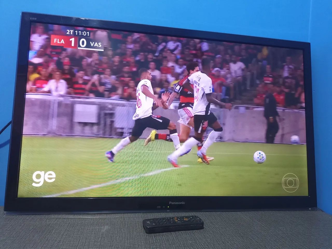 Vendo Tv Panasonic 42" LCD(Não é SMART TV)