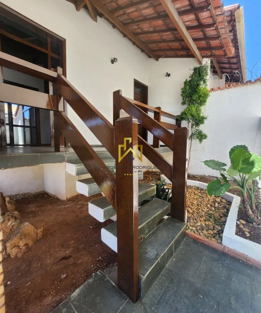 Alugue casa com piscina no Bairro Itapoã - Foto 3