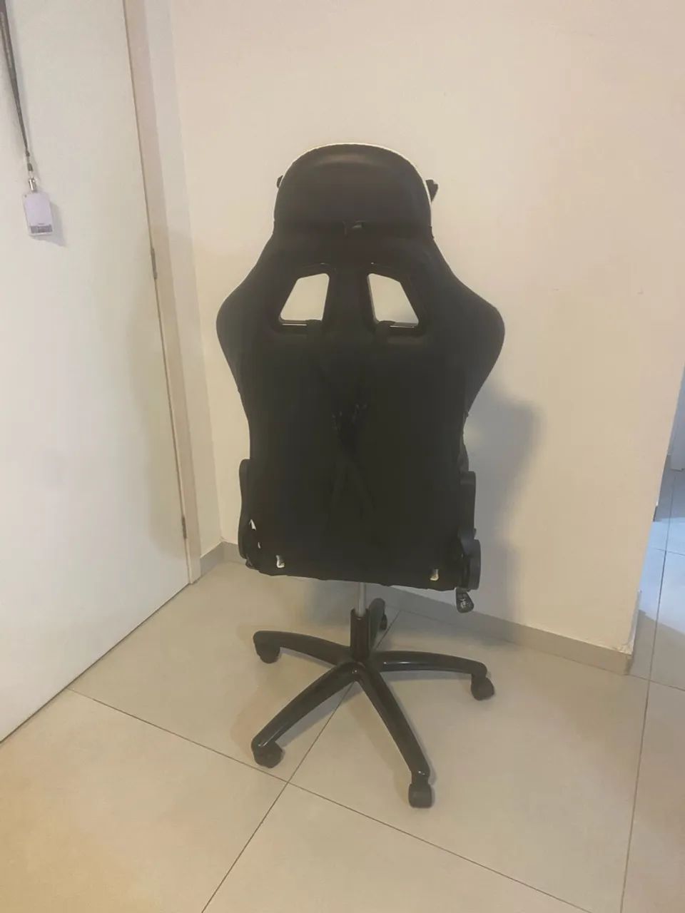 Cadeira Gamer Rivatti semi nova  - Foto 3