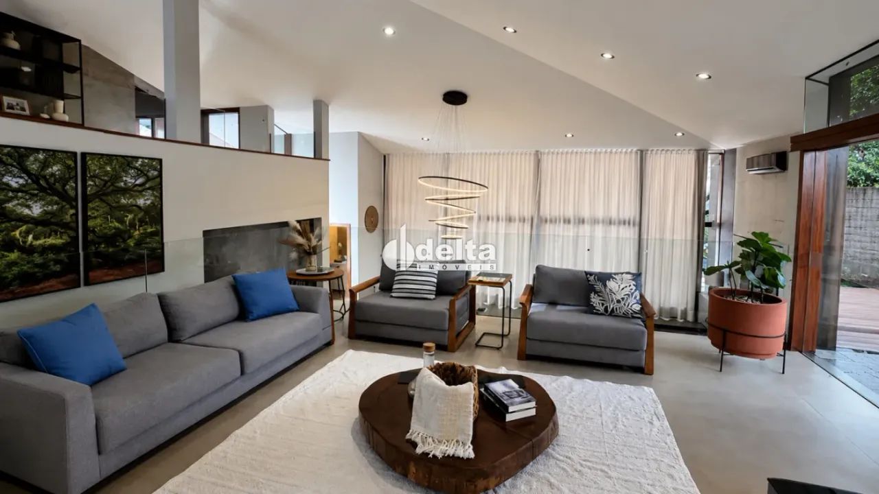 Casa Residencial Padrão em Uberlândia - Foto 2
