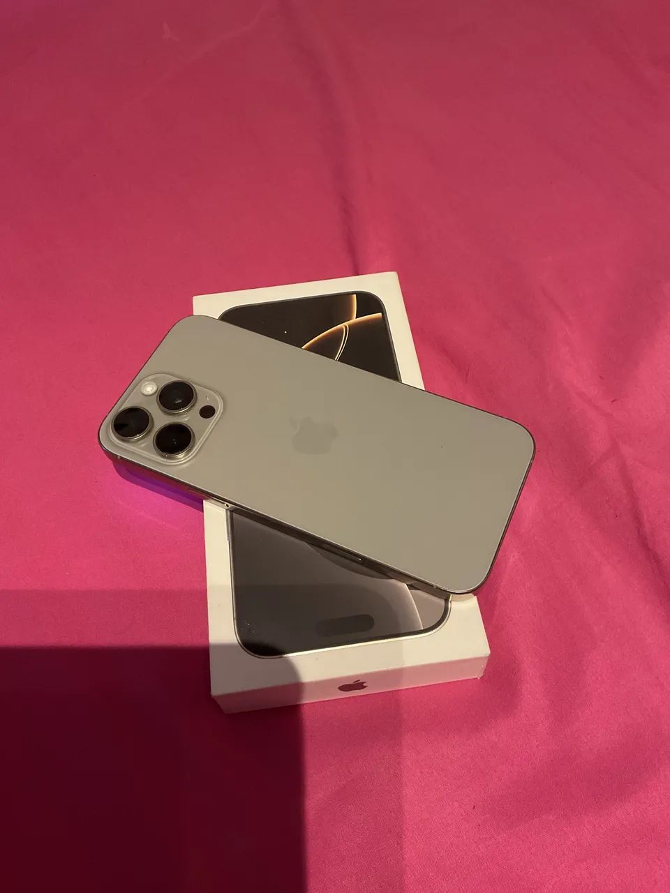 IPHONE 16 PRO MAX 
