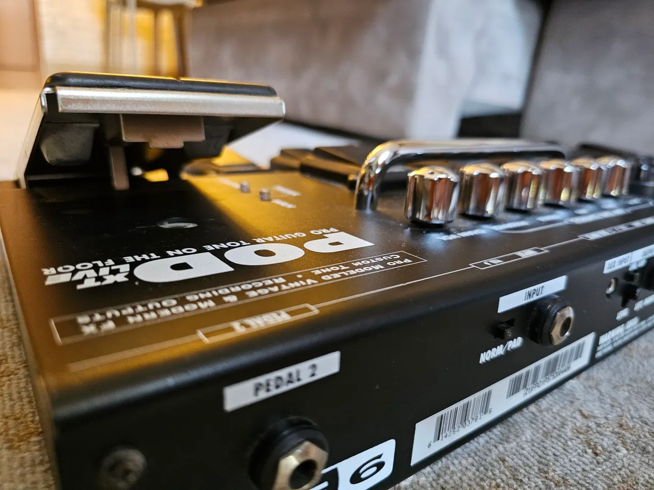 line 6 pod xt live
