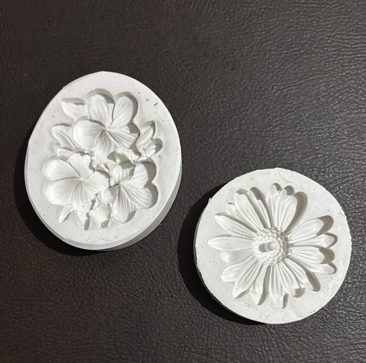 Kit Moldes de Silicone + Flores Secas para Velas Artesanais - Foto 2