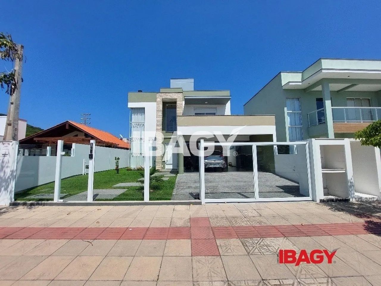 Excelente Casa 3 dormitório(s) em Ribeirão da Ilha - Florianópolis