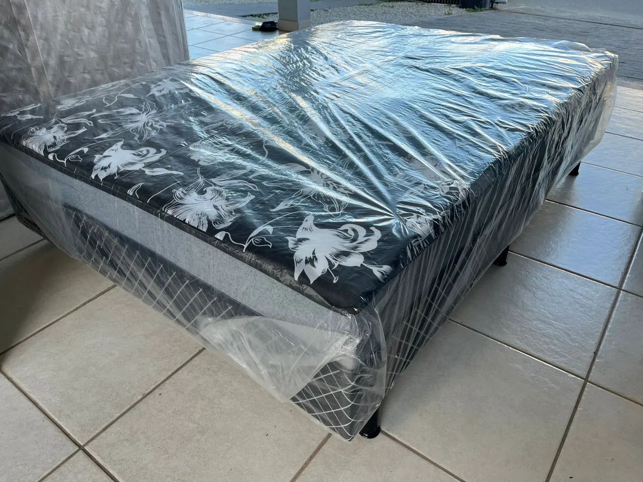 Camas Box apartir 399 Novas a pronta entrega - Foto 3