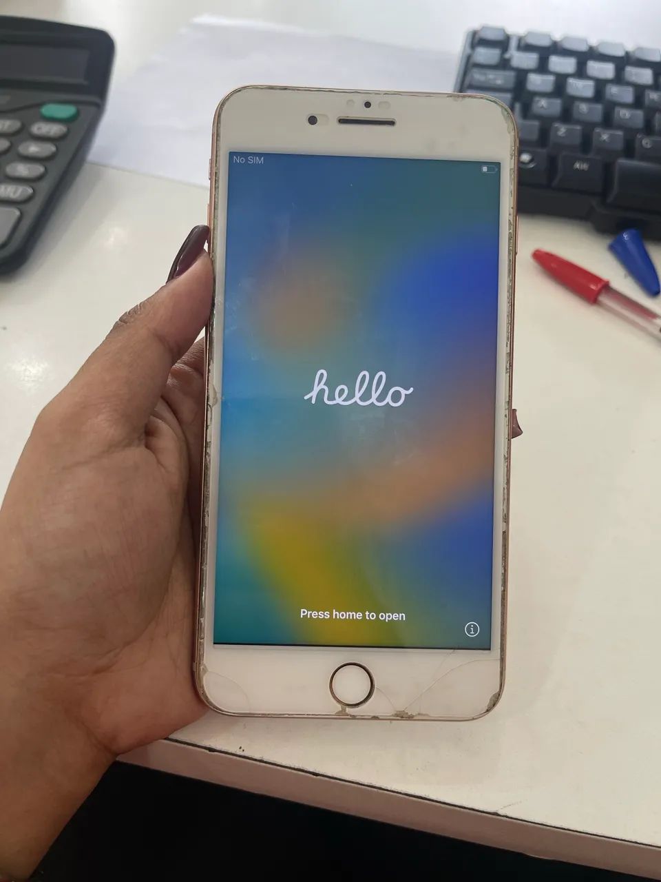IPHONE 8 PLUS 64G ( SEM BIOMETRIA FUNCIONANDO) - Foto 4