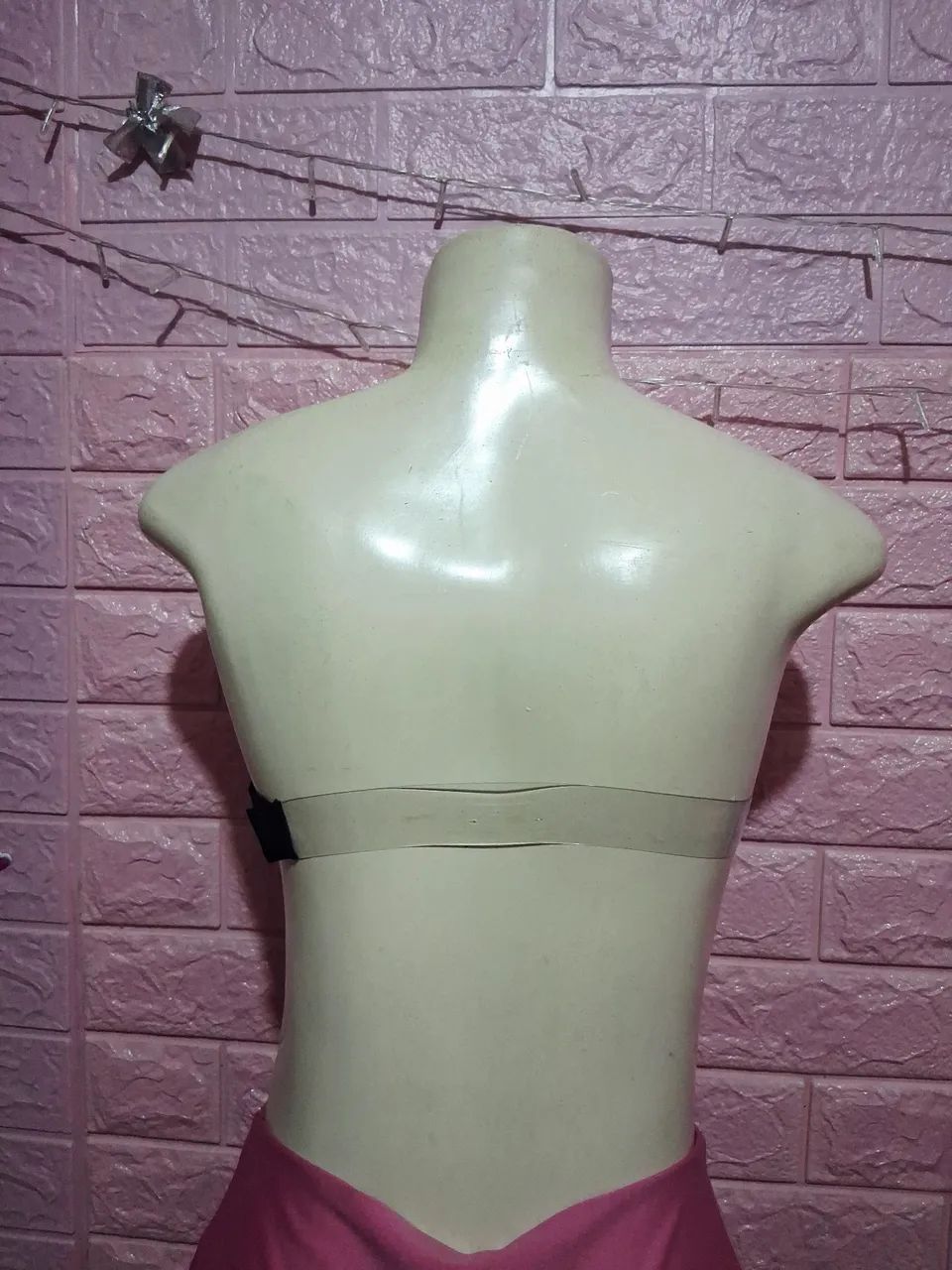 Sutiã de silicone na costa - Foto 2