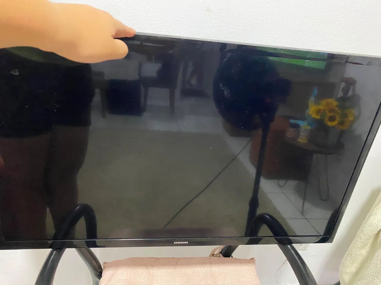 Tv samsung ( ela não é smart ), funcionando perfeitamente 