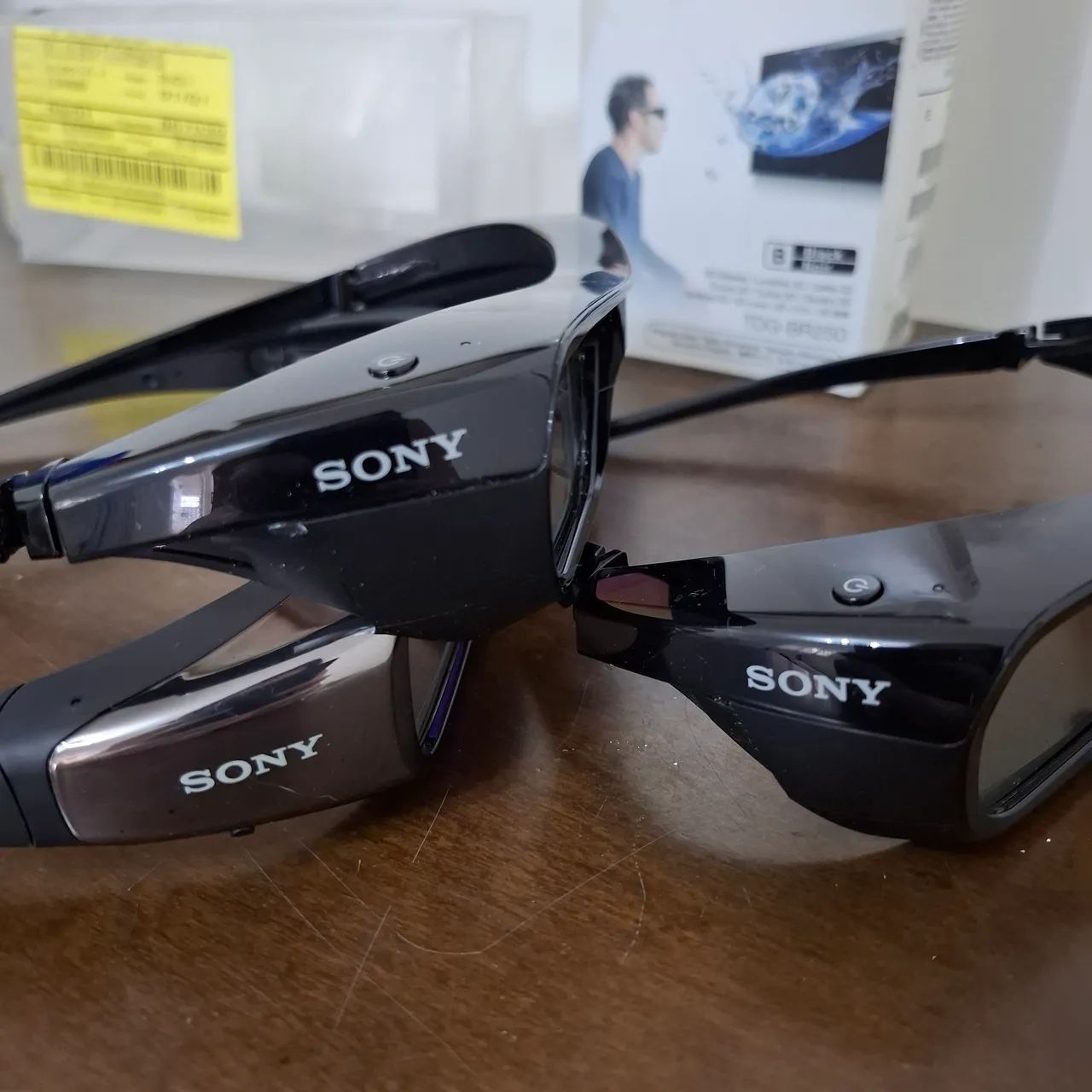 Kit Óculos 3D Sony - 3 unidades (2 BR250 + 1 BR100) - Foto 2