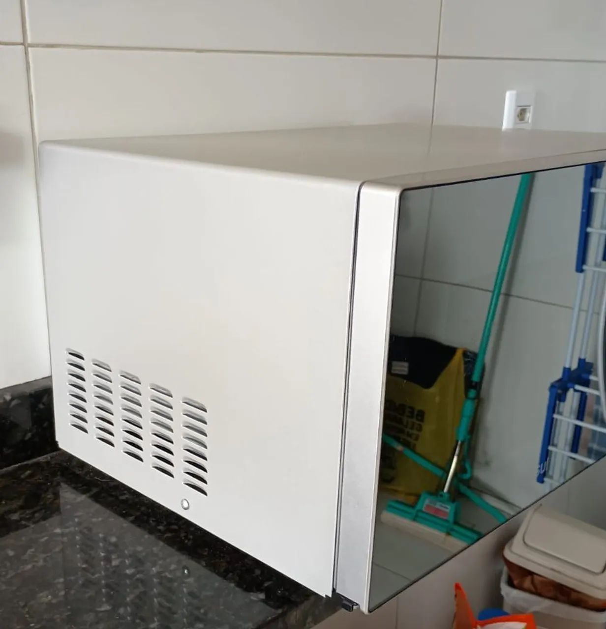 Micro-ondas espelhado 32L Consul  - Foto 3