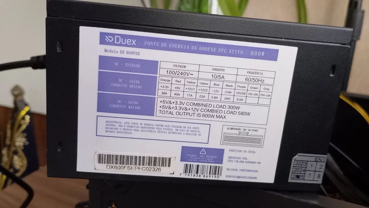 Fonte para PC 600w de potência 