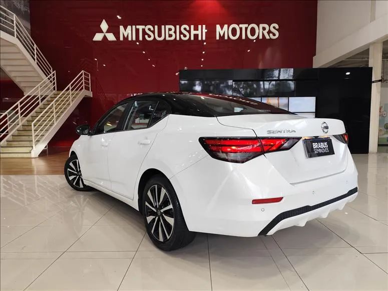 Nissan Sentra Exclusive 2.0 16V Aut., foto 6 de 16