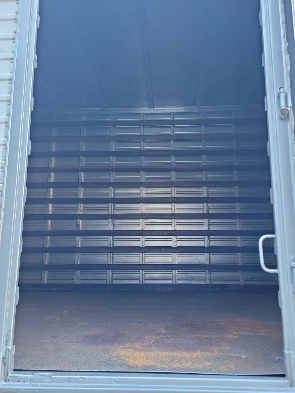 VW 24-280 Bitruck 8×2 2015 Cabine Leito Teto Alto | V-Tronic 6 Marchas - Foto 7