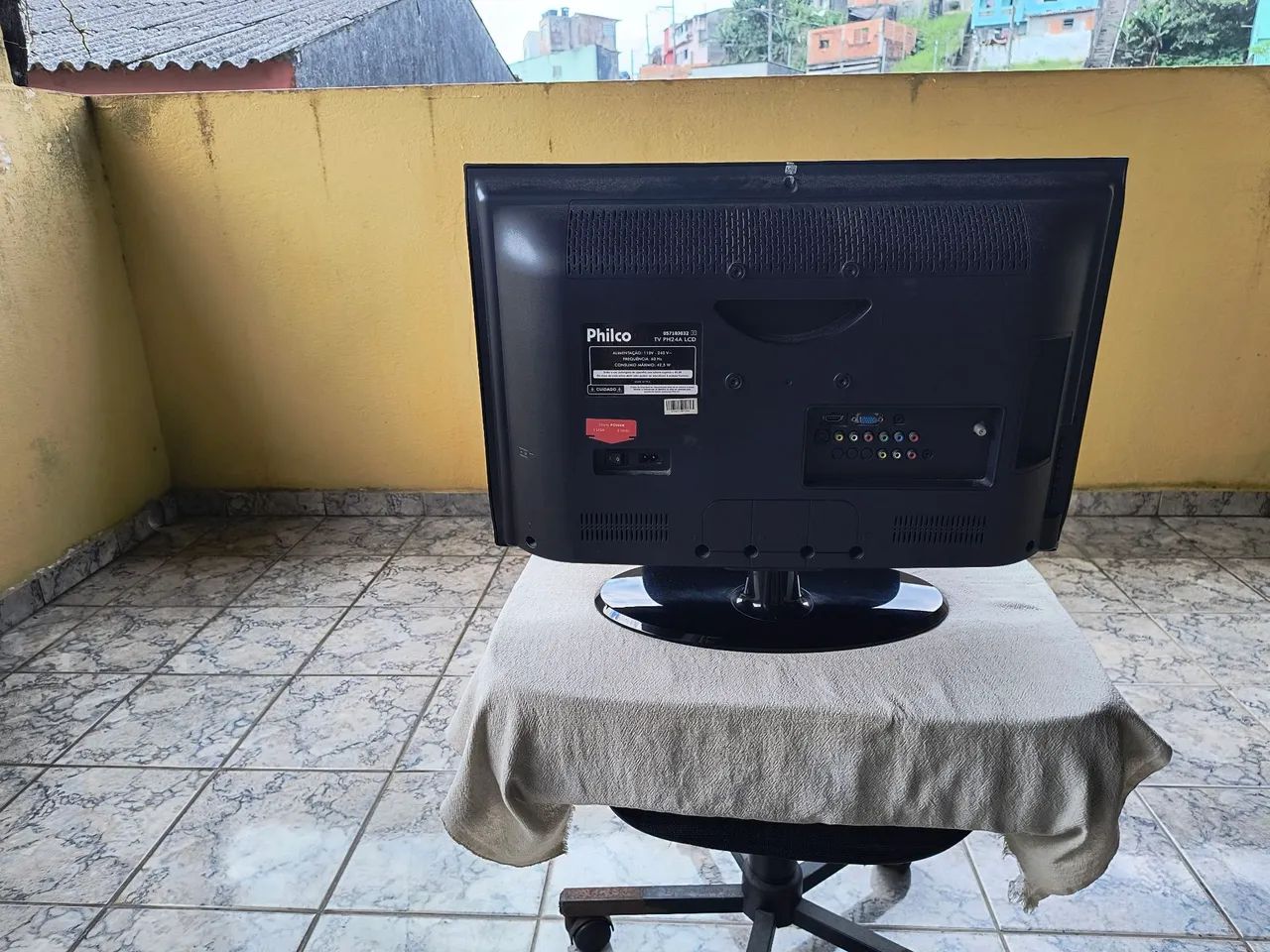 Tv LCD Philco de 24 polegadas  - Foto 2
