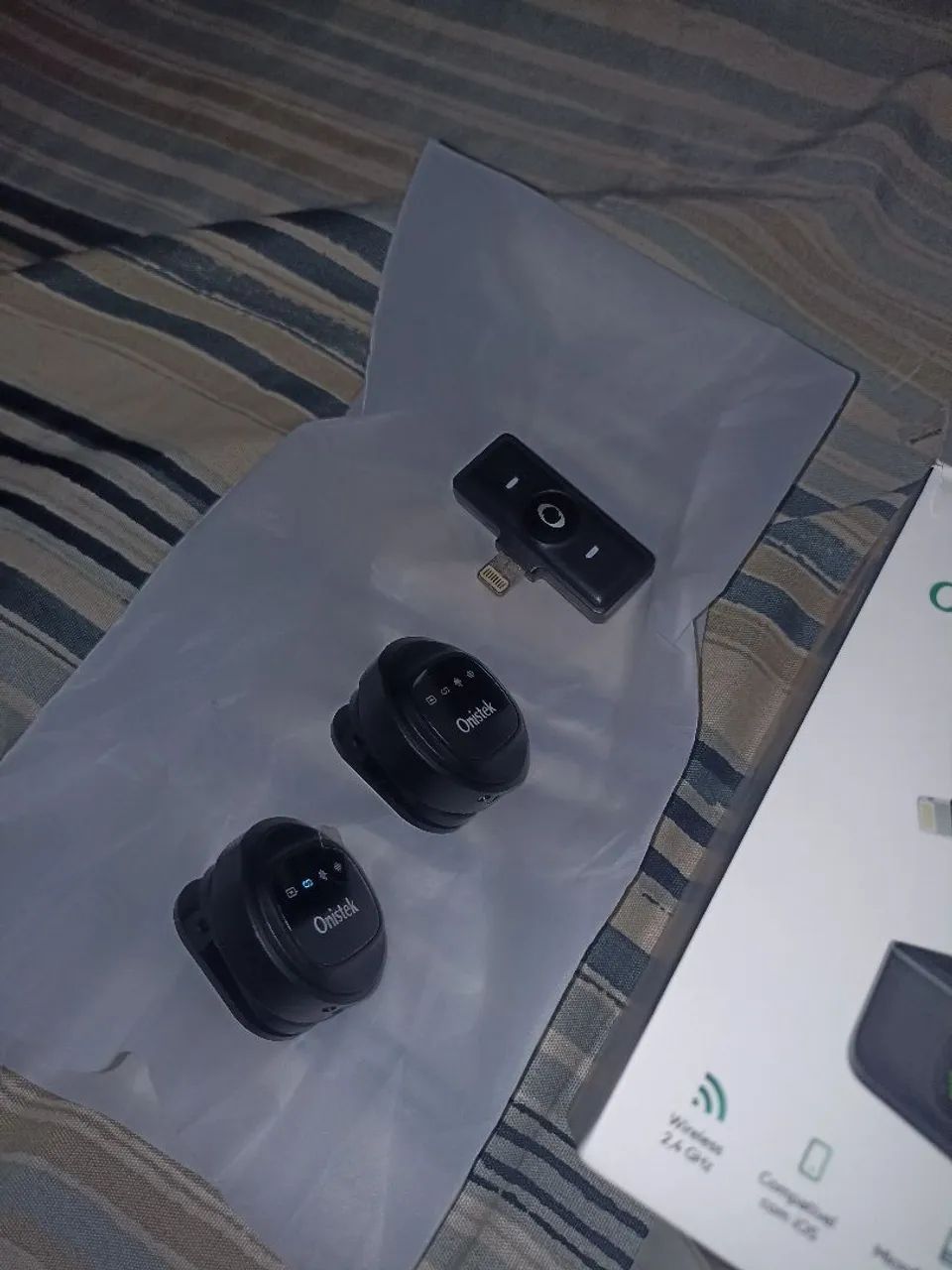 Kit com dois microfones de Lapela Wireless para entrada lightning - Foto 2