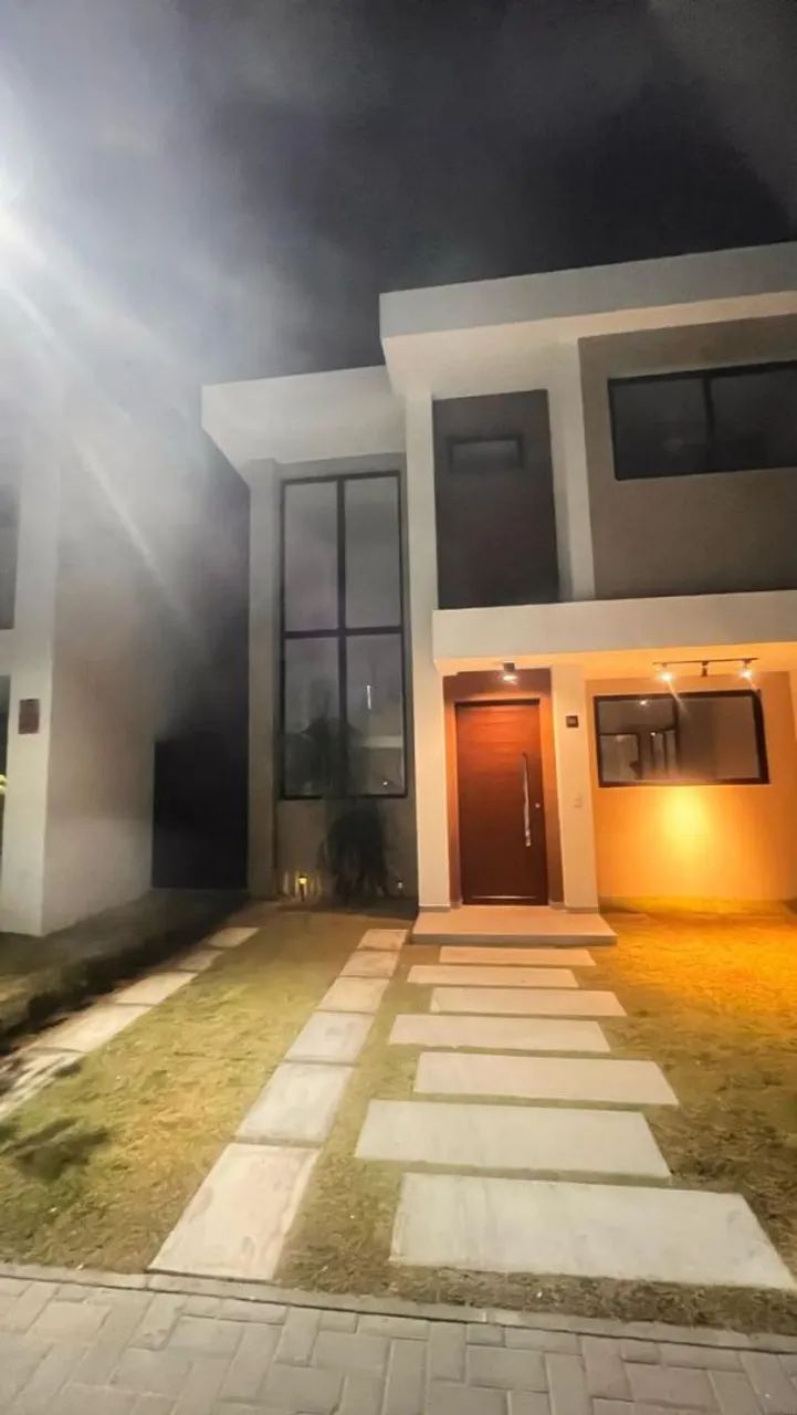 Excelente casa em Buraquinho  - Foto 4