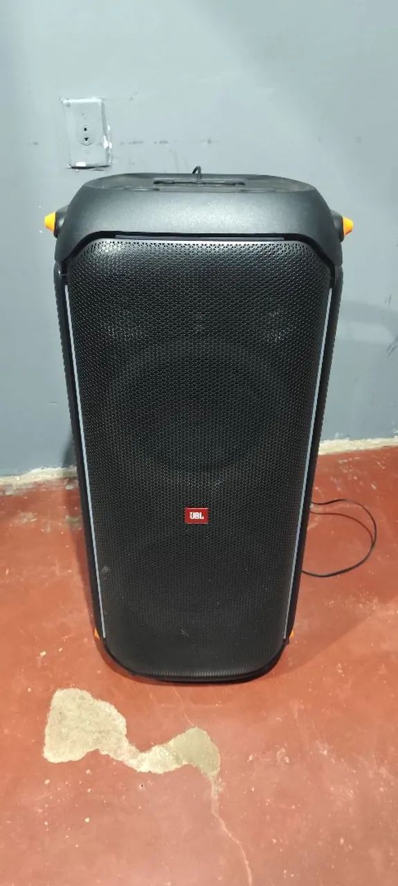 JBL partybox 710 usada 