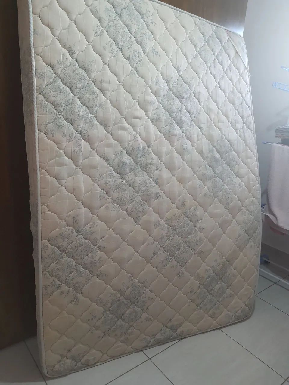 Colchão casal ,1m38c,ótimo estado 