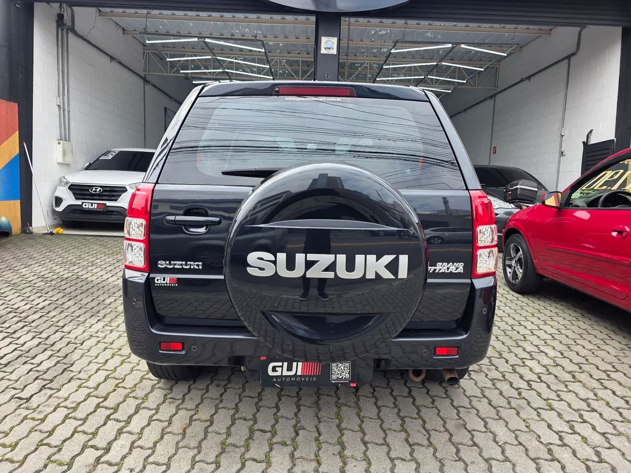 Suzuki Grand Vitara 2.0 16V 4x2/4x4 5p Aut., foto 13 de 14