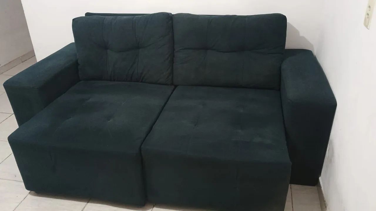 Sofá retrátil 3 lugares, lindo e confortável 