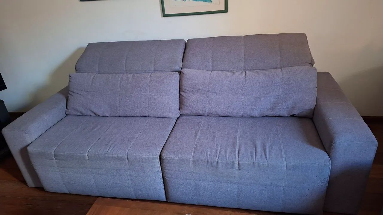 Sofá retrátil de 4 lugares