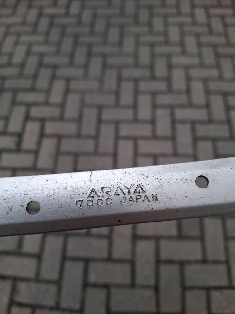 1 Aro Araya 700C alumínio 32 furos. - Foto 3