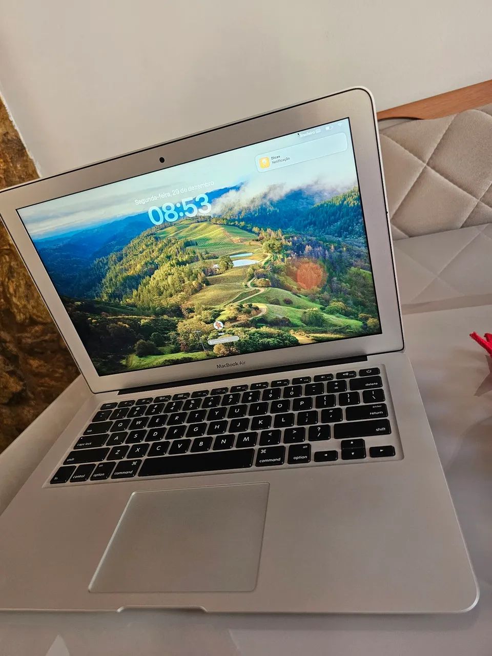 MacBook Air 13? i5, 8GB RAM, SSD, macOS Sonoma, Completo na Caixa