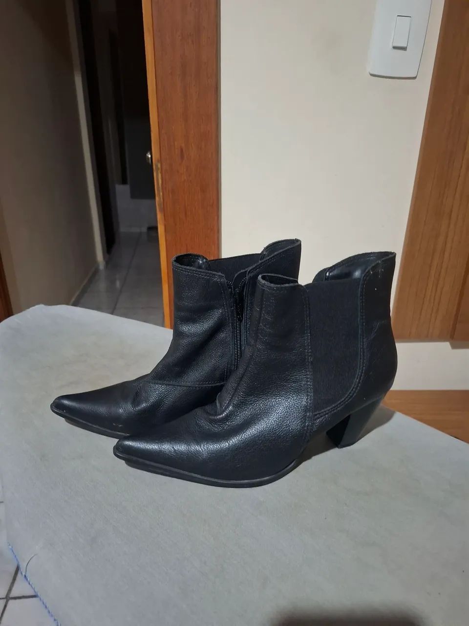 Bota couro cano curto - Foto 3