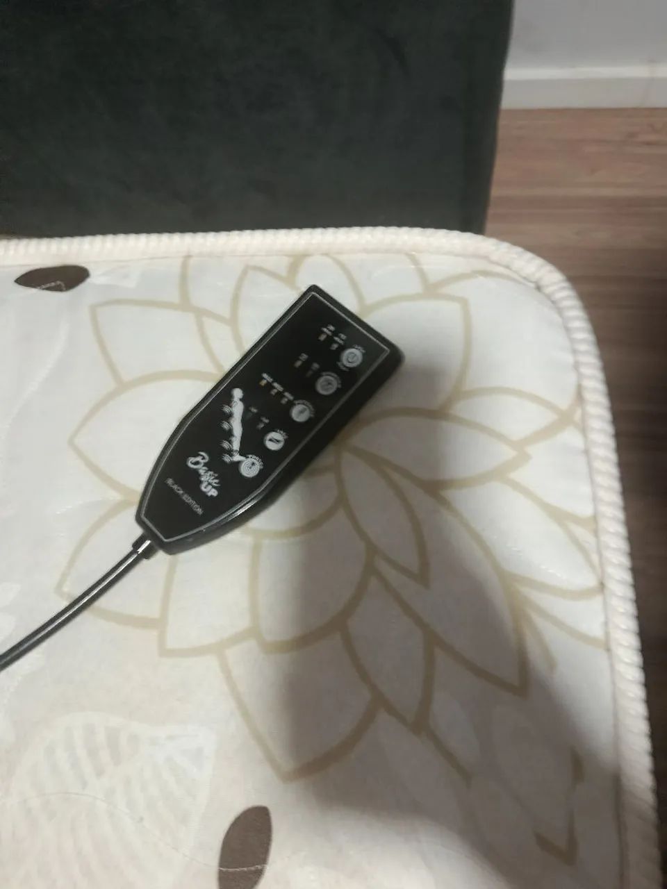 Cama King Size com Massageador + Cabeceira - Foto 2