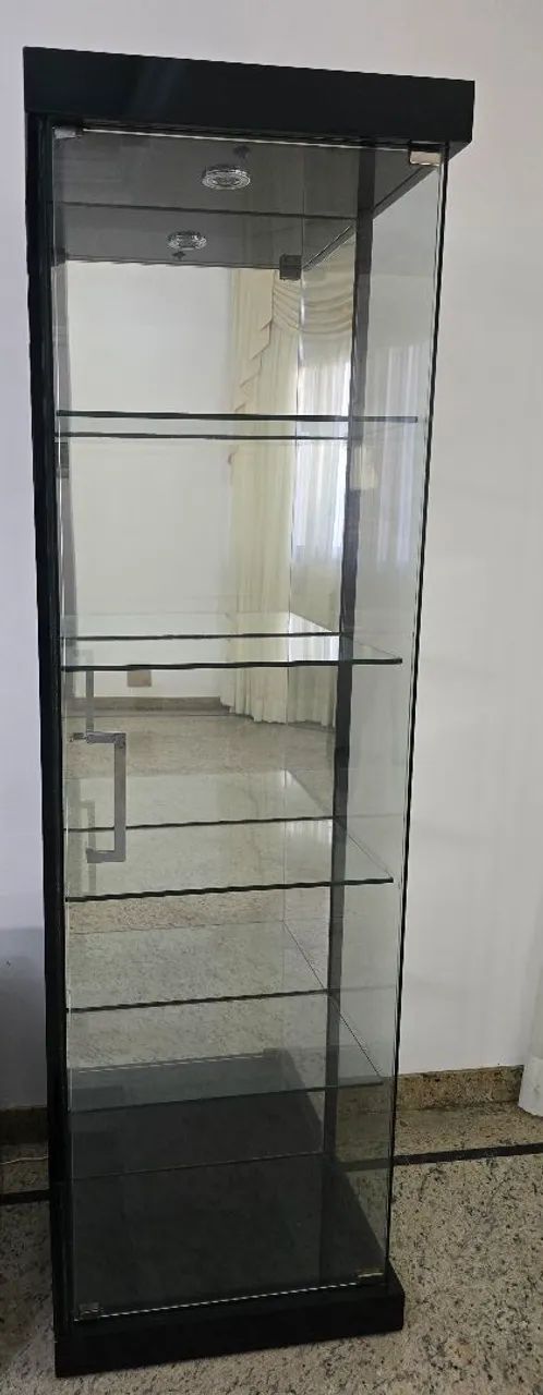 Vendo 2 cristaleiras 