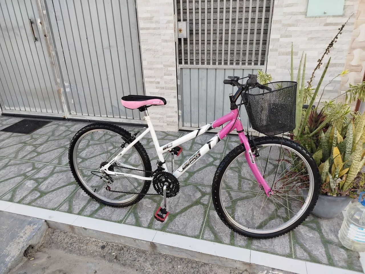 Bicicleta aro 26 feminina  - Foto 4