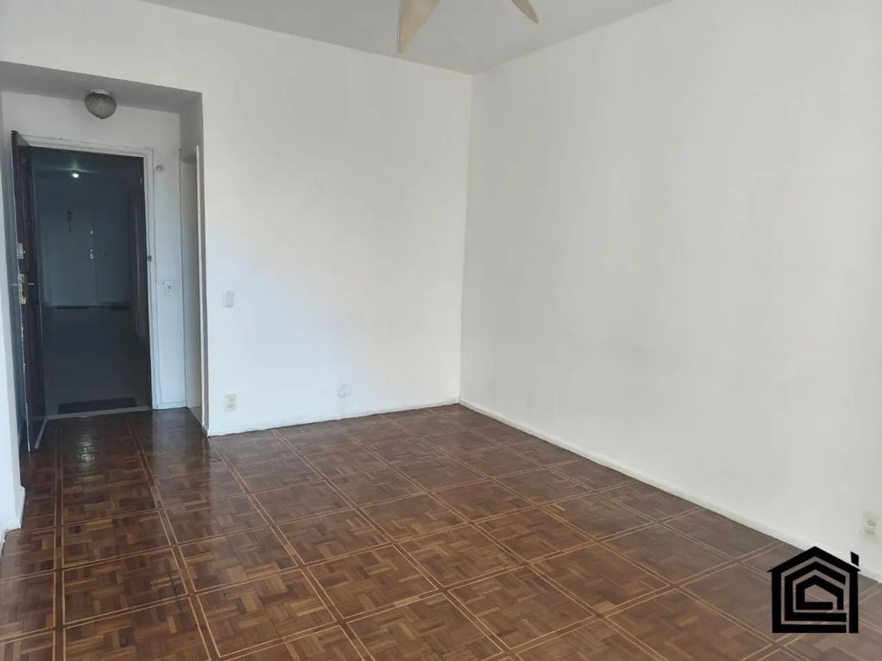 Apartamento 03 quartos (01 suíte) , dependência completa e vaga de garagem - Foto 4