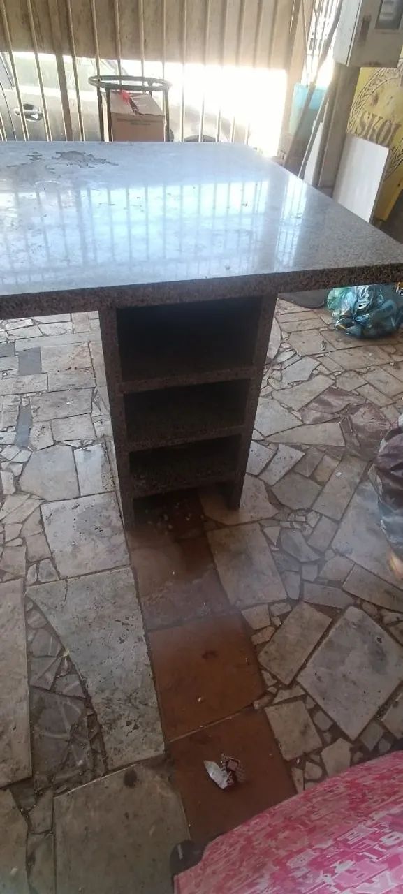 Vendo mesa de mármore 