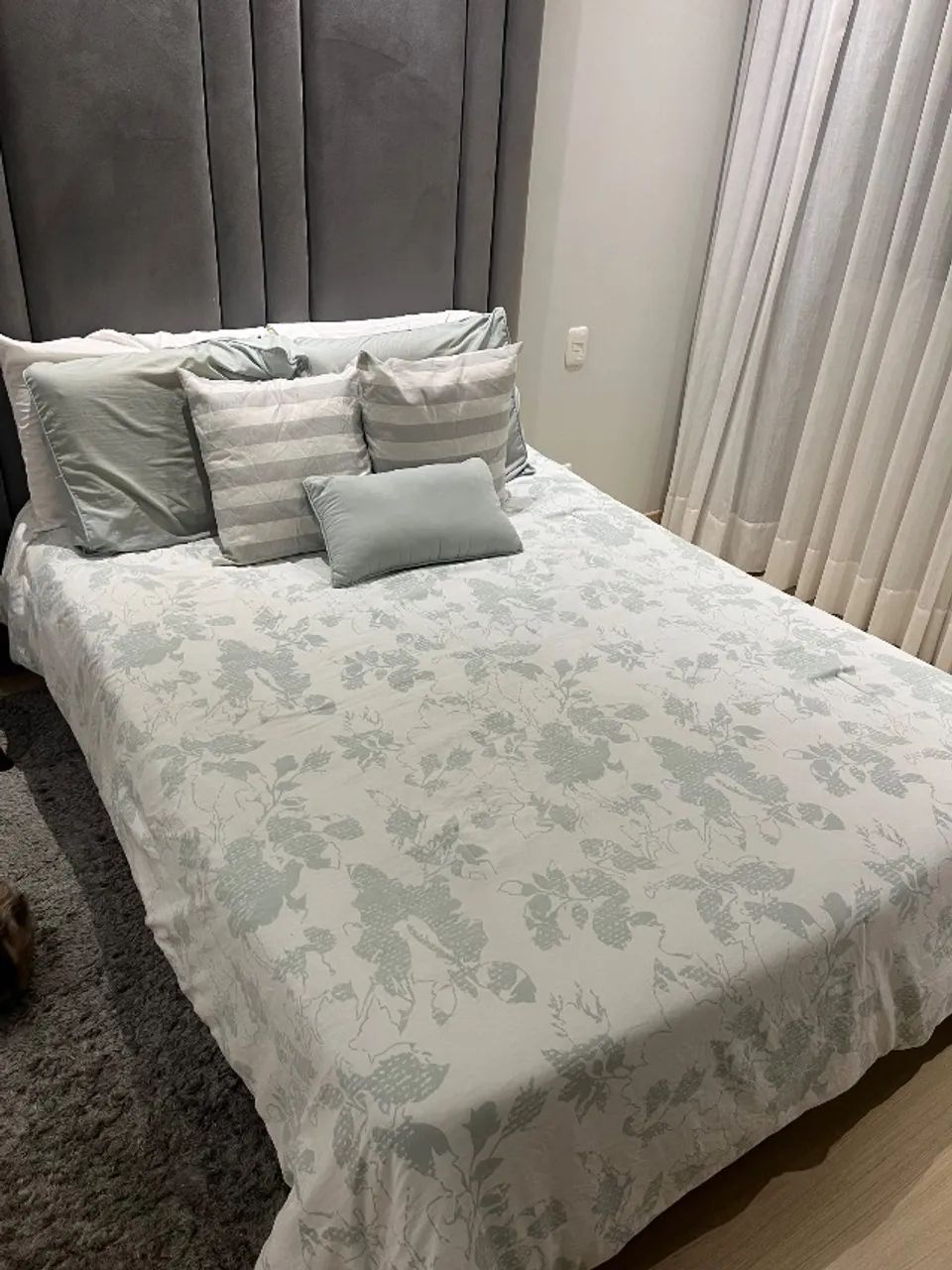 Cama box com colchão 
